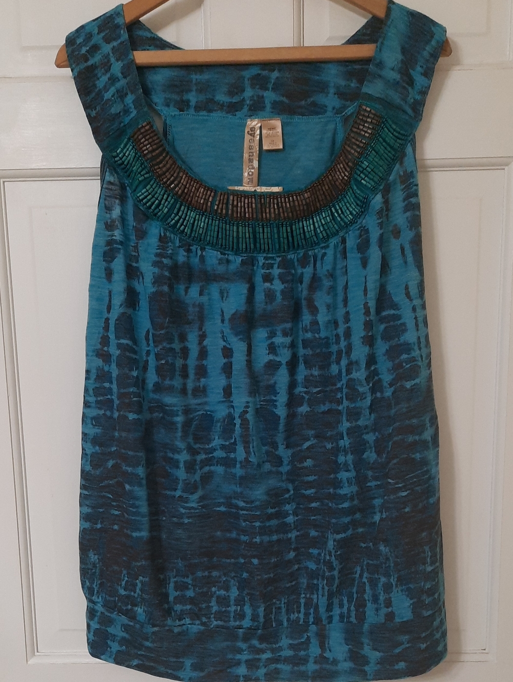 Eyeshadow Teal and Black Beaded Scoop Neck Camisole